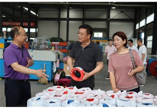 襄陽市委常委、市紀委書記呂義斌蒞臨諾立信電線電纜公司
