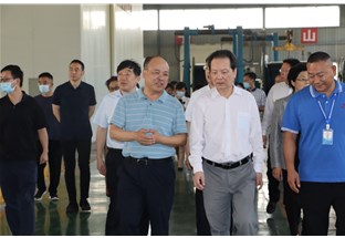 省人大副主任劉曉鳴、襄陽市紀委書記呂義斌蒞臨諾立信公司